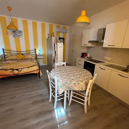 Il Paradiso Delle Farfalle Appartement *